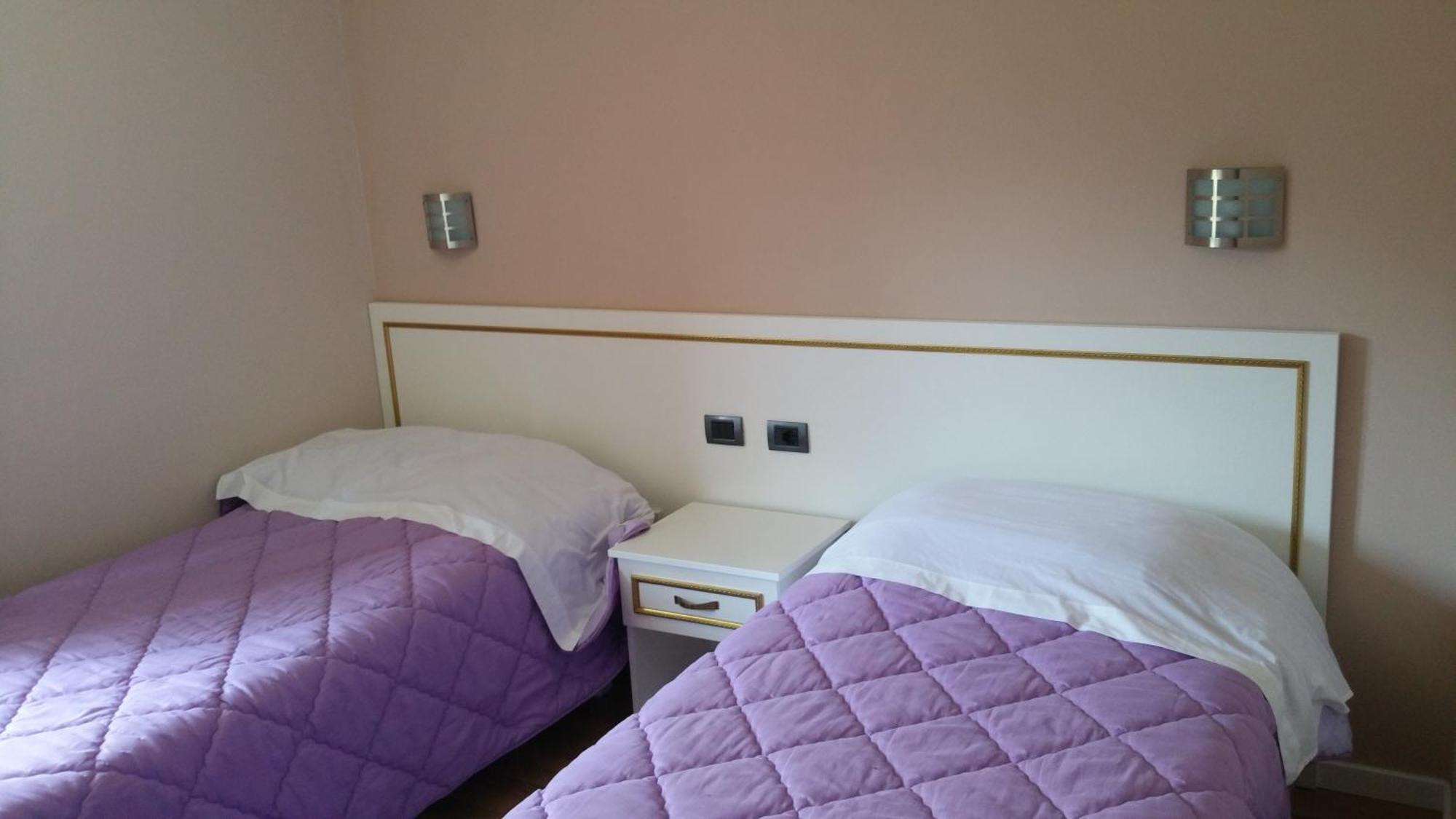 Hotel Margjeka Valbone Habitación foto